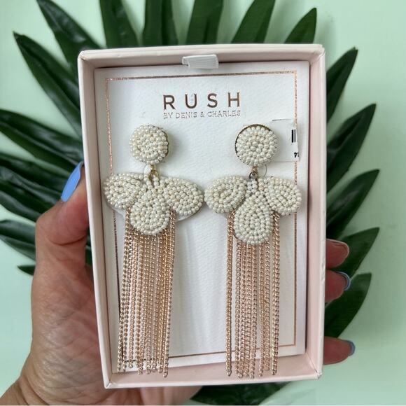 Rush Faux Pearl Cluster Drop Earrings NWT - Picture 3 of 13